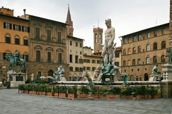 Pohled na náměstí piazza della signoria ve Florencii — Stock fotografie