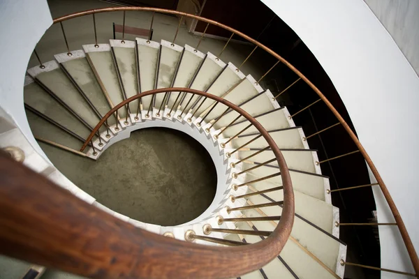 Escadas em espiral — Fotografia de Stock
