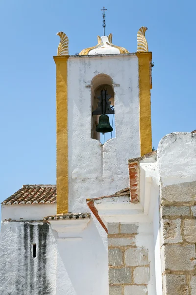 Torre vieja con campana — Foto de Stock