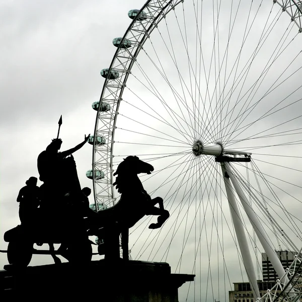 Bekijken op Londen oog — Stockfoto