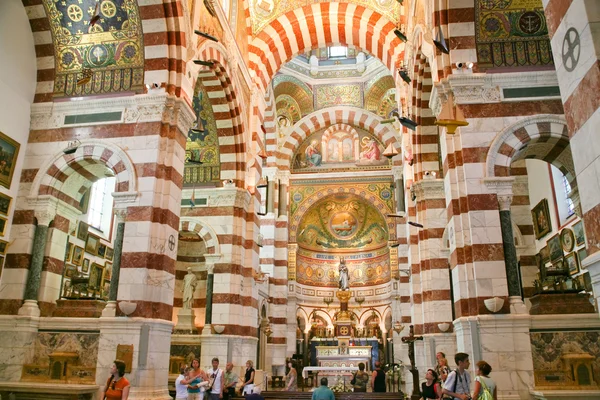 Basilika Notre-Dame de la Garde in Marseilles, Frankreich — Stockfoto