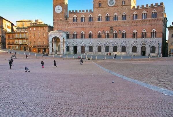 Sienské náměstí piazza del campo ve siena, Itálie — Stock fotografie