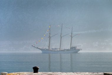 Kotor Körfezi Pier