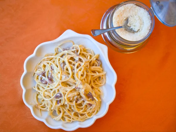 Spaghetti alla carbonara — Stock Photo, Image