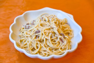 Spaghetti alla carbonara clipart