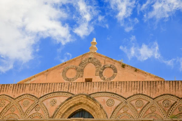 Frieze of ancient medieval Duomo di Monreale — Stock Photo, Image