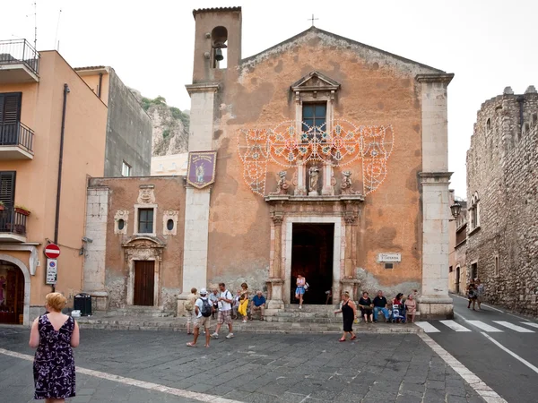 教会的圣凯瑟琳在陶尔米纳西西里 — 图库照片
