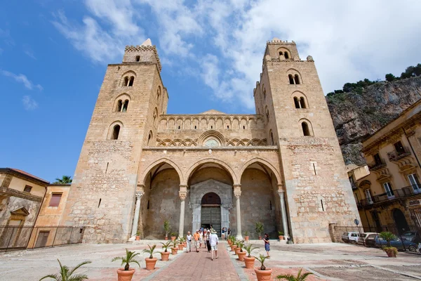 大教堂的切法卢，西西里岛，意大利 — 图库照片