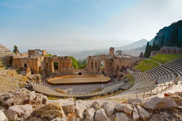 古色古香的圆形剧场剧院 greco、 陶尔米纳 — 图库照片