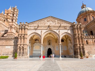 Gateway in Cathedral in Palermo clipart