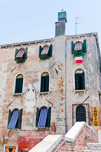 Oud binnenlandse huis in Venetië — Stockfoto