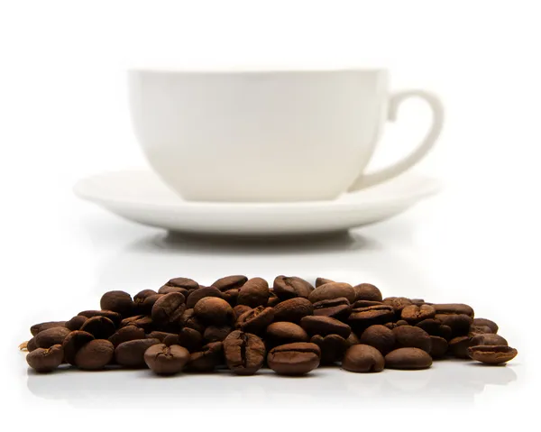 Taza de café sobre fondo blanco — Foto de Stock