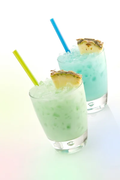 Blauw, groen en rood cocktail — Stockfoto