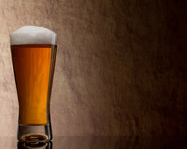 Ett glas öl — Stockfoto