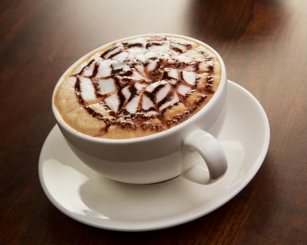 Tempo di cappuccino al cioccolato.Tazza di caffè — Foto Stock