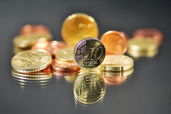 Euro coin earn — Stock Photo, Image