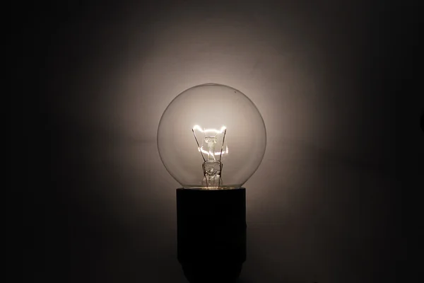 Lamp in de nacht — Stockfoto