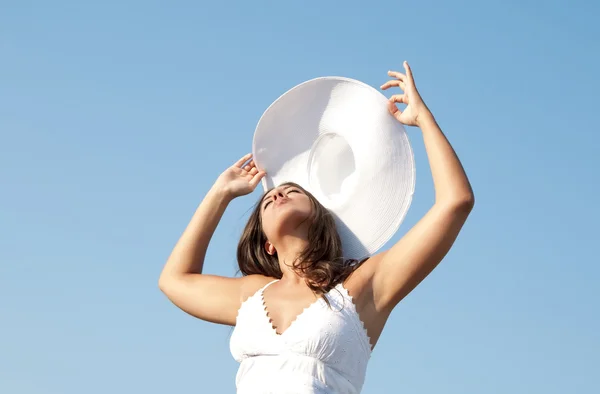 Nő a sky kalapban — Stock Fotó
