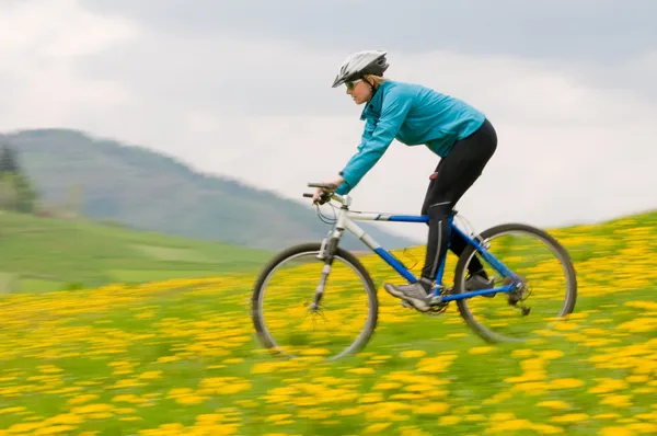 Spring bike riding — Stock Photo, Image