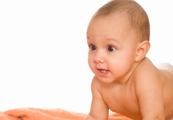 Baby op een handdoek — Stockfoto