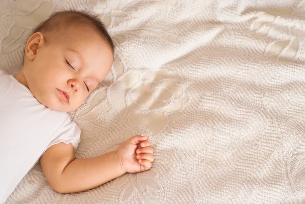 Ładne dziecko śpi — Zdjęcie stockowe