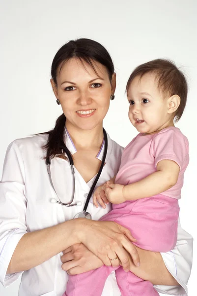 Medico con piccolo paziente — Foto Stock