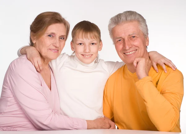 Kleinzoon met zijn grootouders — Stockfoto