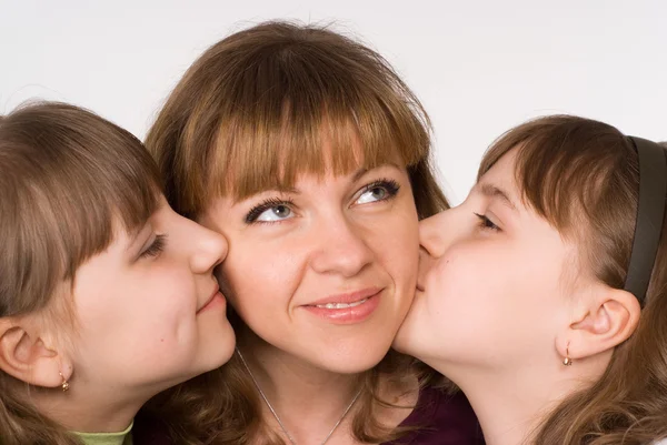 Mutter mit ihren Töchtern — Stockfoto