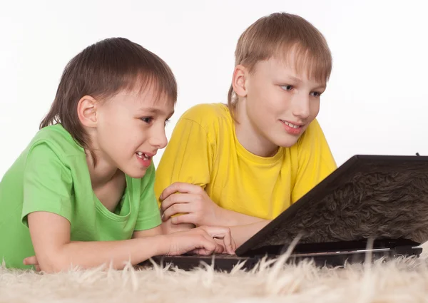 Two brothers playing — Stock Photo, Image