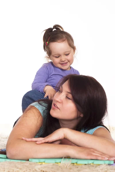 Mom and daughter playing — Stock Photo, Image