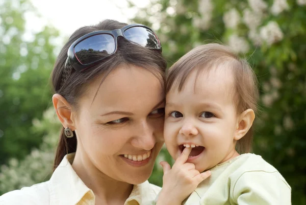 Mom and a child — Stock Photo, Image