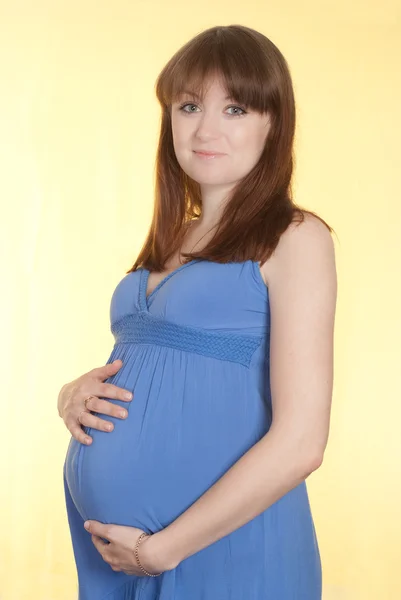 Έγκυος κοπέλα μόνιμης — Φωτογραφία Αρχείου