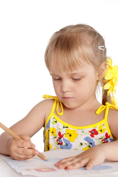 Mała dziewczynka rysuje — Zdjęcie stockowe