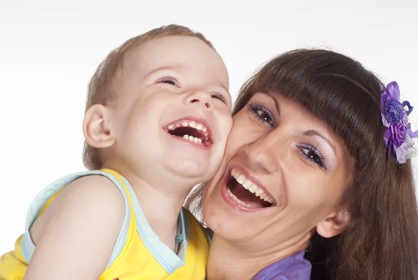 Lachende moeder en baby — Stockfoto