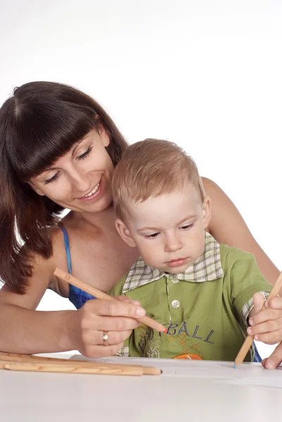 Mutter mit Sohn zeichnen — Stockfoto