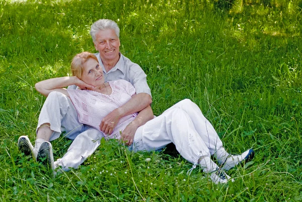 Roztomilý starý pár — Stock fotografie