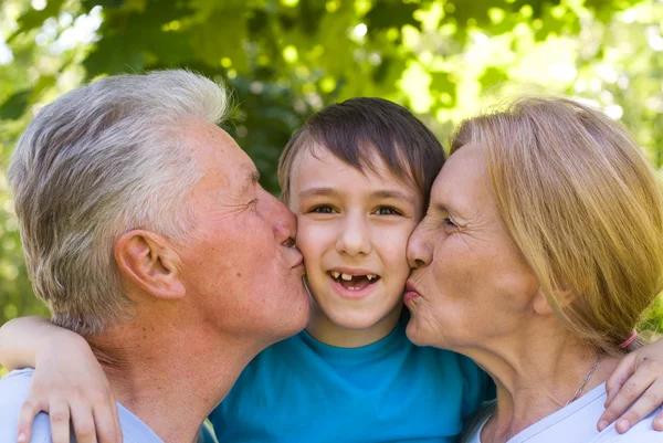 Boy with grandparents — Stock Photo, Image