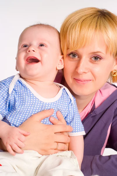 Šťastná maminka a dítě — Stock fotografie