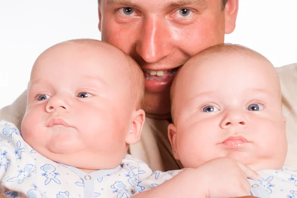 Папа со своими сыновьями — стоковое фото
