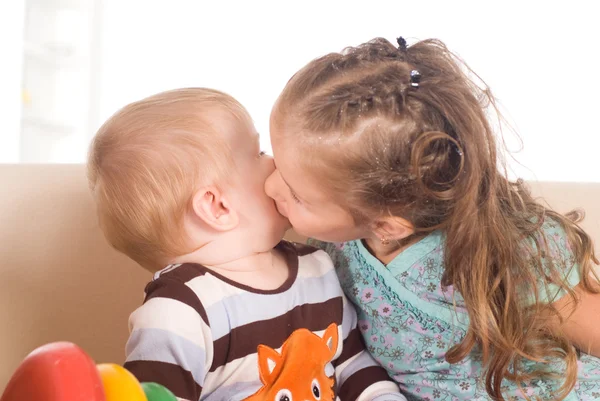 Children on sofa — Stock Photo, Image