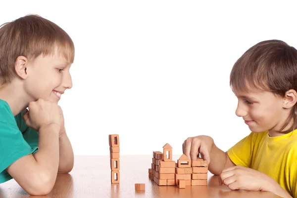 Dos chicos jugando —  Fotos de Stock