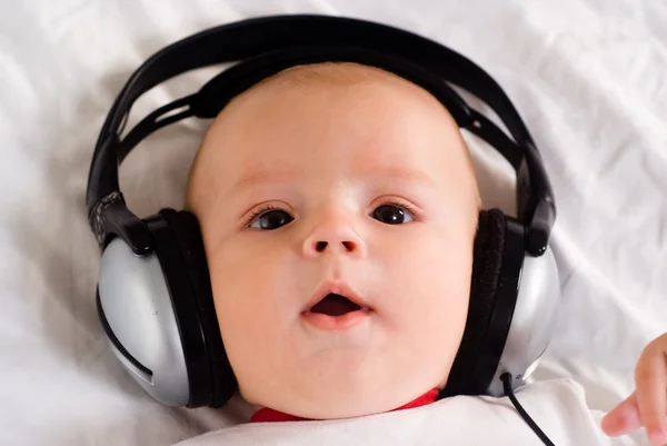 Baby music listening — Stock Photo, Image