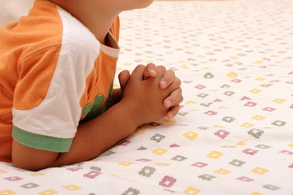Praying boy — Stock Photo, Image