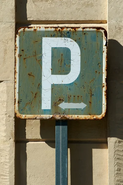 Oude parkeren teken — Stockfoto