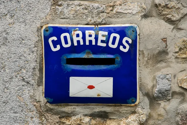 Caixa de correio espanhola velha — Fotografia de Stock