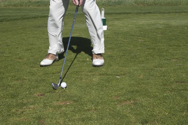 Golfista Teeing Off — Foto de Stock