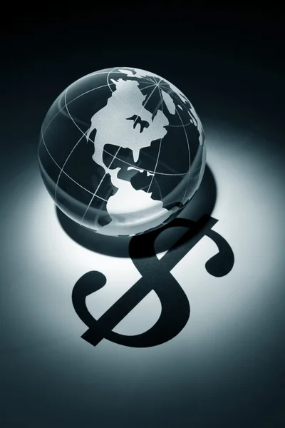 Globus und Dollarzeichen — Stockfoto