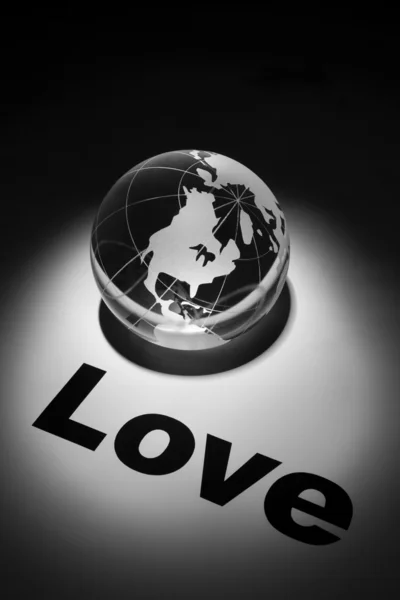 Amor e globo — Fotografia de Stock