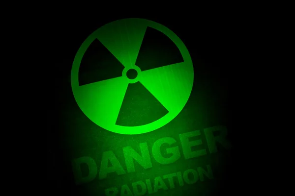 辐射危险标志 — 图库照片