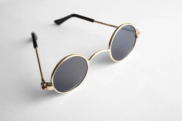 Staré módní sluneční brýle — Stock fotografie